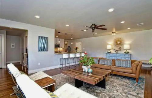 Private Pool & Hot Tub! Charming Hill Country Home Minutes to Wineries/Shops! - Foto 6