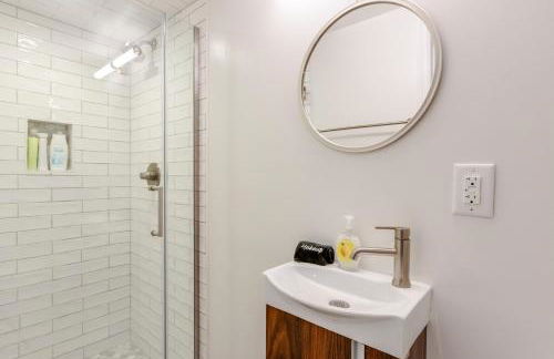 Steps from Vandy, live music-Downtown 9 mins away! - Foto 8