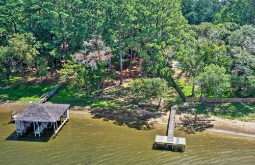 Luxe Lakehouse with Sunset Views on Lake Palestine! - Foto 39