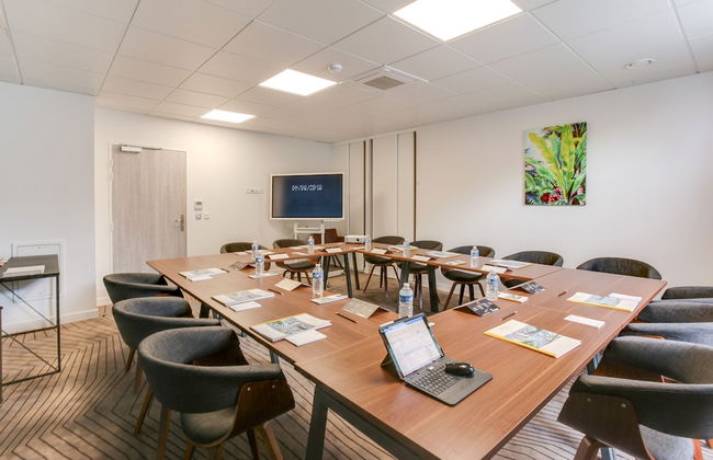 All Suites Appart Hôtel | Palaiseau - Massy TGV - Foto 47