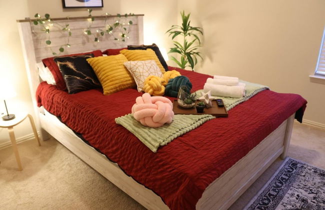 Homify360 5BR Home With Game Room Media Room - Foto 3