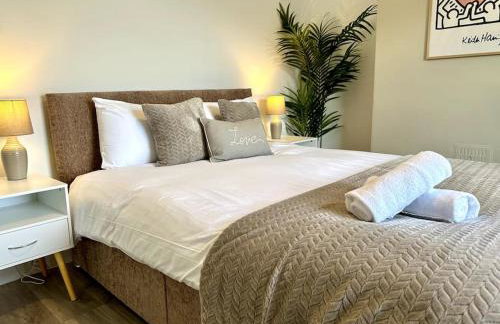 2 Bedroom City Centre House - Pet Friendly - Free Parking - Foto 10