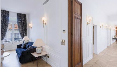 Le Suite Napoléon - Luxe et Sérénité au Cœur de Cannes - Foto 3