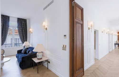 Le Suite Napoléon - Luxe et Sérénité au Cœur de Cannes - Foto 3