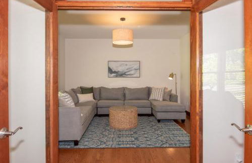 River Haven with Hot Tub - Foto 22