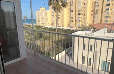 Apartamento junto a playa y cerca de campo de golf - Photo 6