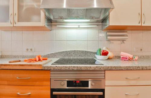 Big apartment, close to train station - Photo 10