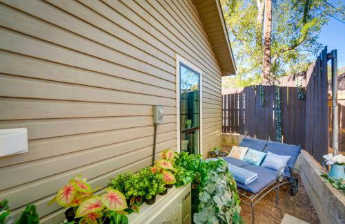 Pet-Friendly Getaway with Projector in Lake Dallas! - Foto 21