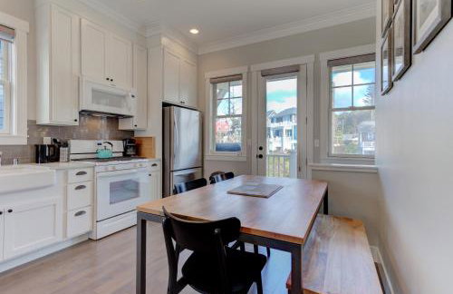 Being here Doing this by Seabrook Hospitality - Foto 6