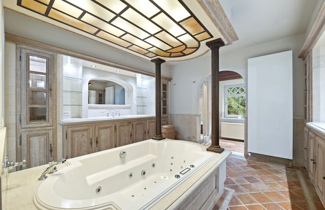 Majestic Villa With Pool and Sauna - Foto 17