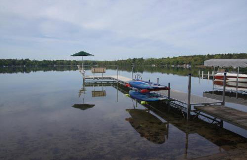 Lakefront Home 4 Bedroom 4 Bath Sleeps 12 - Foto 10