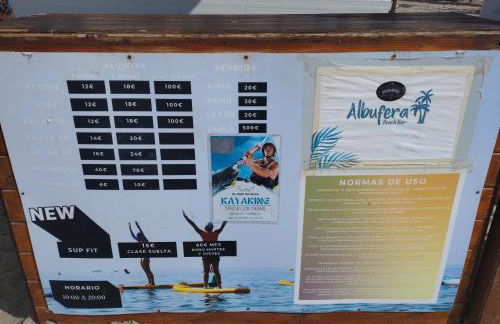 A 50 metros del mar y en 2 paradas de bus estas en el centro de Alicante - Foto 28