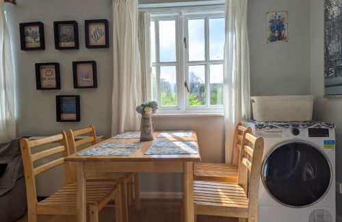 Vintage 2-Bed City Centre Gem Free Parking - Foto 15