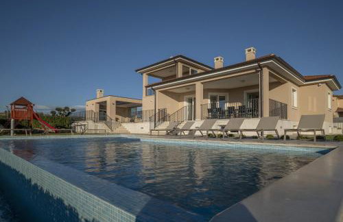 Villa Silvia for 10 people with infinity pool and large playground - Foto 13