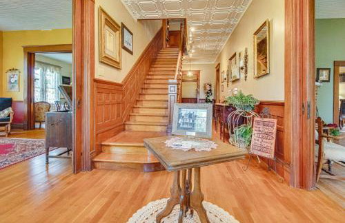 Creekfront Yellville Manor with Parlors and Fire Pit! - Foto 15