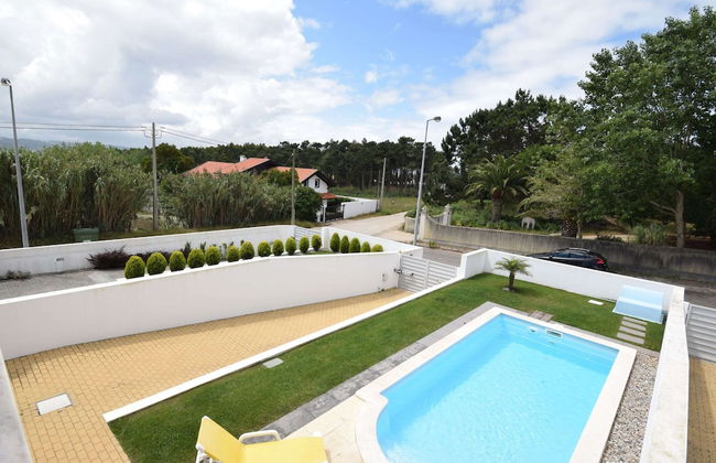 Modern Villa in Sao Martinho do Porto With Swimming Pool - Photo 29