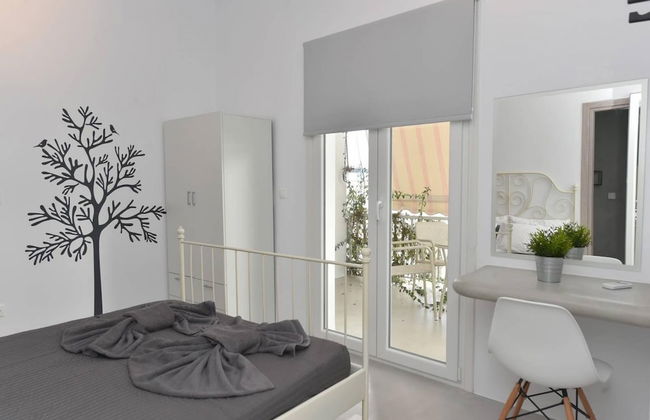 The Local House in Paros - Photo 19