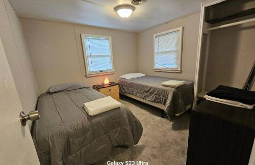 Modern Farm Home WT Large Parking, Front Porch - Foto 19