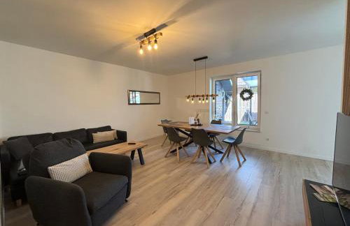 Neu! Modernes Apartment Nähe Bowling Center! - Photo 5