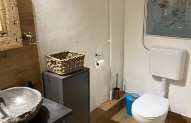 Eifel Landhaus Panoramablick unter der Burg Olbrück mit Sauna Hottub großer Terrasse und Garten Ideal für Familien - Foto 24