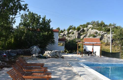 Bonaventura - Countryside Villa near Split with Private Pool - Photo 57