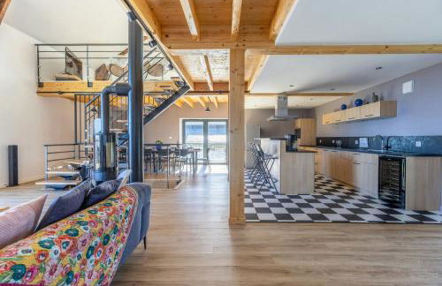 Family Farm At The Foot Of Auvergne Volcanoes - Foto 9