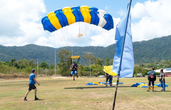 Skydive Over Airlie Beach - Photo 8