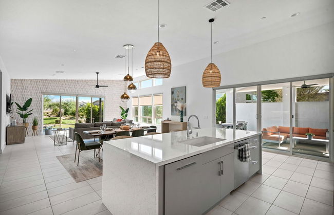 Chic Desert Oasis - Foto 15