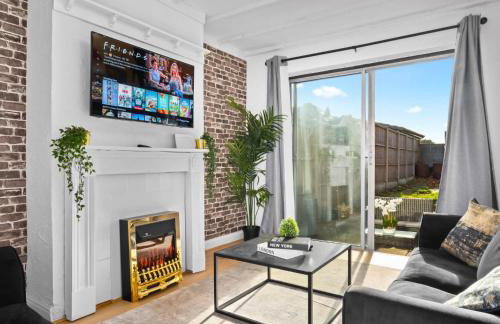 Stylish Four Bed House - 7 Guests - Garden - Parking - Netflix 802W - Foto 19