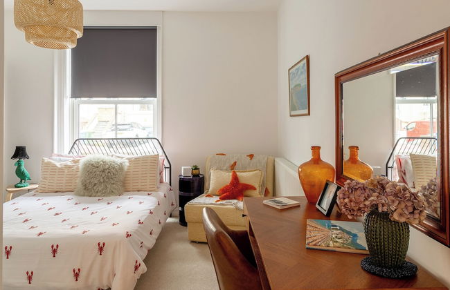 Seadream - Seadream Scarborough Limited - Photo 10