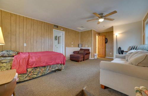 Cozy Houghton Lake Heights Cottage with Private Yard - Photo 20