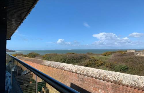 Fort View- Totland - Photo 11
