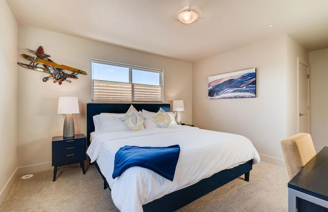 Fancy Townhome Near Old Town, Breweries and River! - Foto 10