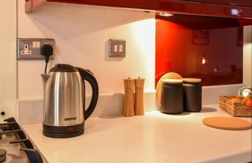 Spacious 3 bed, Parking, Long stays welcome, Relocators, Families, Contractors - Foto 8