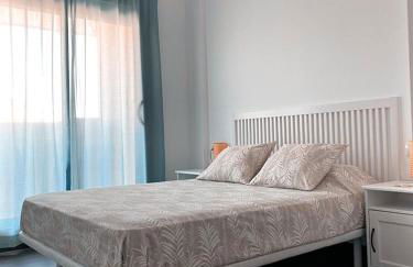 Apartamento en la playa con vistas al mar - Foto 8