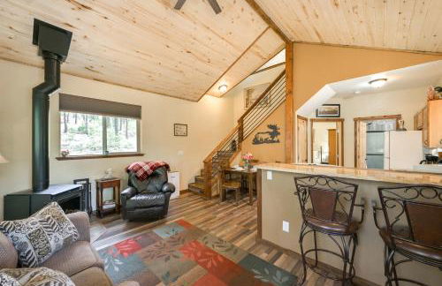 Cabin at the Little Ranch with Hiking On-Site! - Foto 10