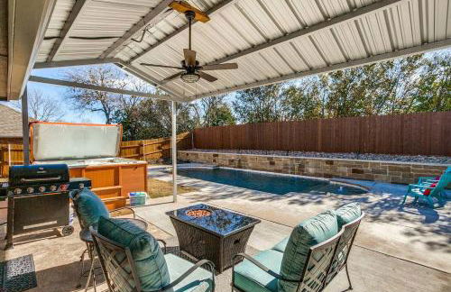 Rockwall Luxury Retreat-Pool/Spa/Patio/Gameroom - Foto 6