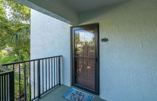 Sun Plaza by Coastal Chic Vacations - Private Beach Access with Pool and Tennis - Photo 9