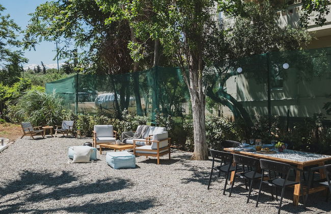 Mid-Century Modern Villa Vintage Charm - Foto 39