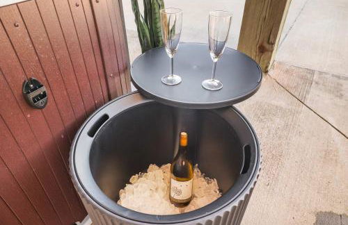 Private Waterfront Beach House with Fire-pit - Foto 10