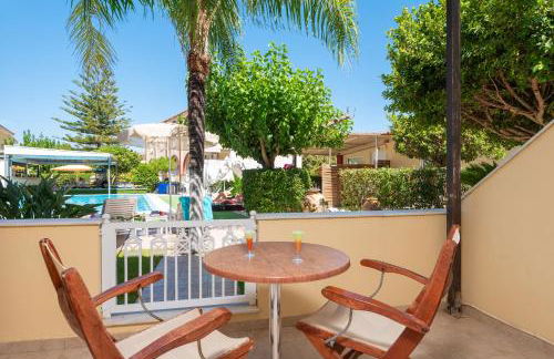 Oscar Villa & Studios - Foto 79