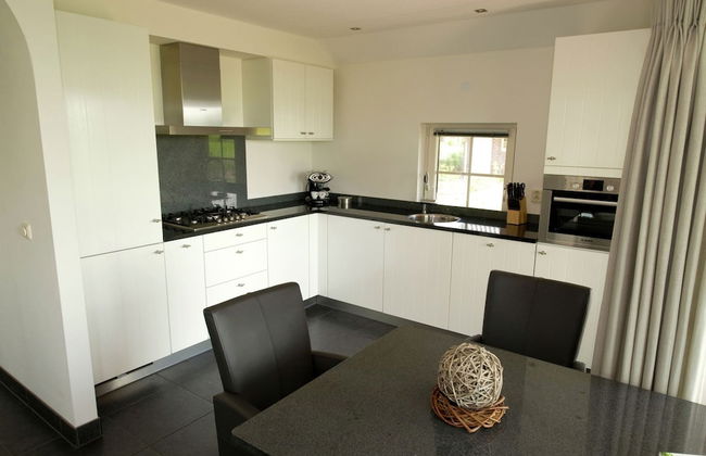 Villa w/ Sauna & Bubble Bath - Foto 2