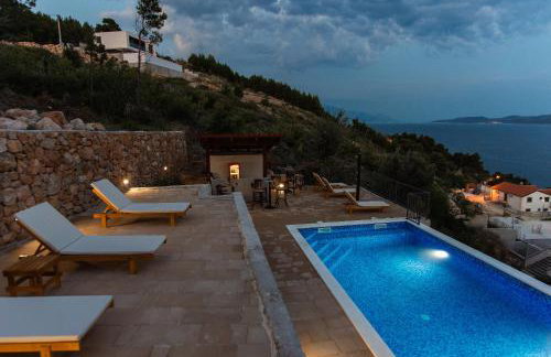 Exclusive Villa Almissa with swimming pool and sea view - Foto 49