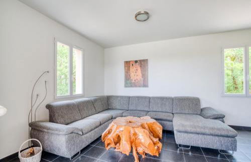 Villa in Aquitaine with Pool & BBQ - Foto 12