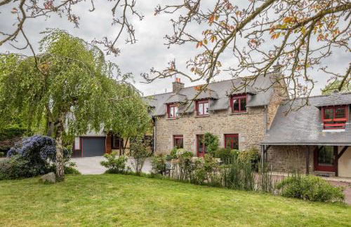 LA VILLA DU GOLF - avec piscine couverte chauffée et jacuzzi - Foto 1