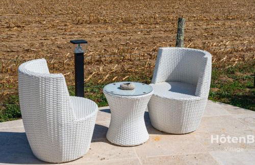 "Les Lièvres" House Air-conditioned Relaxation Oasis with Pool & Jacuzzi - Foto 15