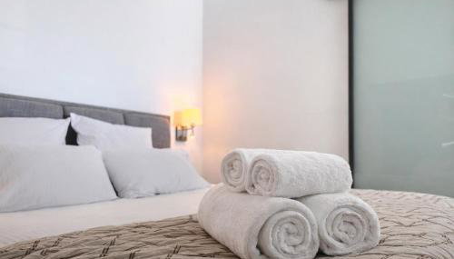 DELUXE SEAVIEW BALCONY - 2 min PALAIS & BEACH - Foto 5, towels