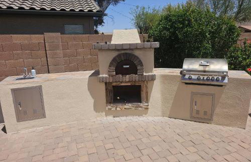 Full house w/ private heated pool and pizza oven! - Foto 3