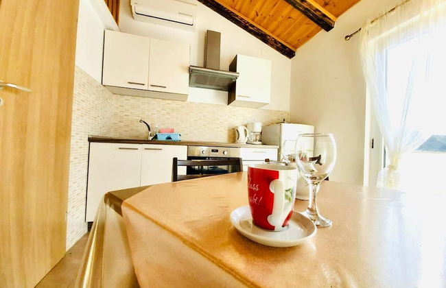 Classic Attic Apartment - Foto 11