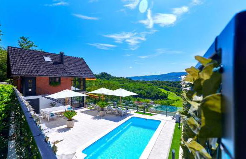 Lovely Home In Donja Stubica - Photo 1